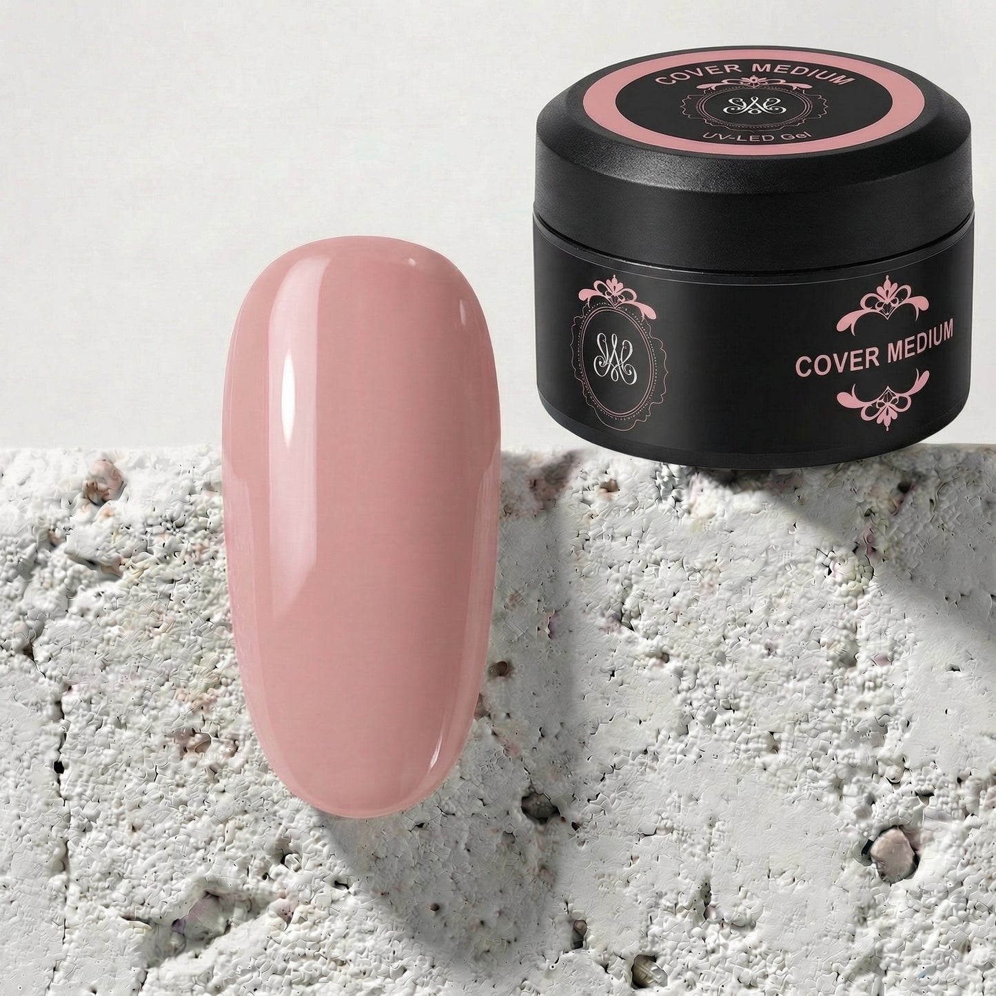 Cover Medium selbstnivellierendes Refill-Gel von Studio Amelie – natürlicher Nude-Ton für effiziente Auffüllarbeiten