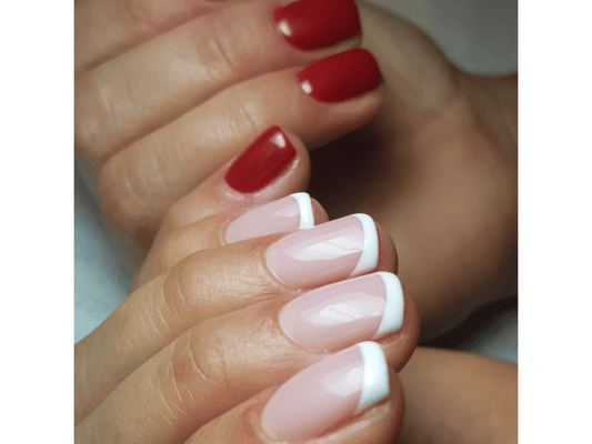 Nageldesign Intensivkurs in Baden - Baden – 7 Tage Ausbildung mit Starter - Set - Studio Amelie