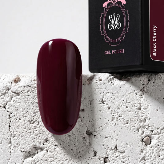 Studio Amelie Soak-Off Color Gel – Farbton Black Cherry, dunkles Kirschrot mit Hochglanzfinish
