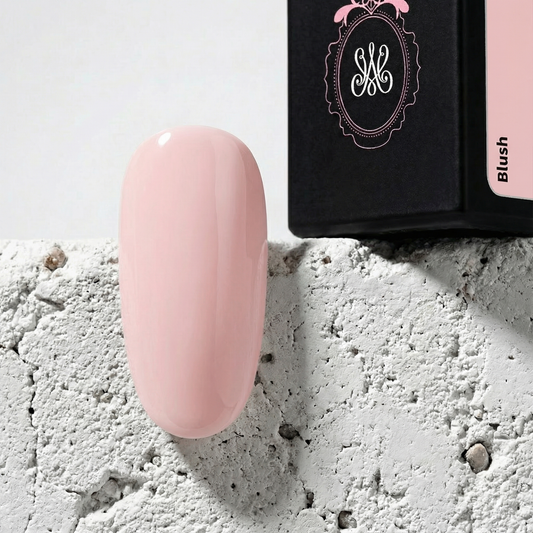 Studio Amelie Soak Off Nude Gel Blush – Ein zarter, frischer Rosa-Nude-Ton für eine natürliche und elegante Maniküre.