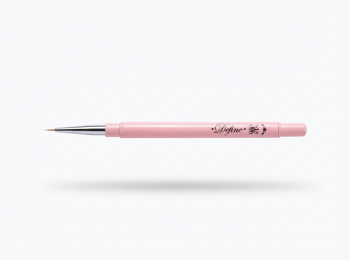 Studio Amelie Define Nailart Pinsel – Rosa Design mit 7mm Präzisionsspitze für exakte Linien und saubere Ränder.