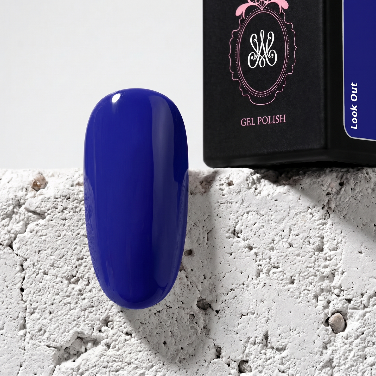 Studio Amelie Soak-Off Color Gel – Farbton Look Out, kräftiges Kobaltblau mit Hochglanzfinish