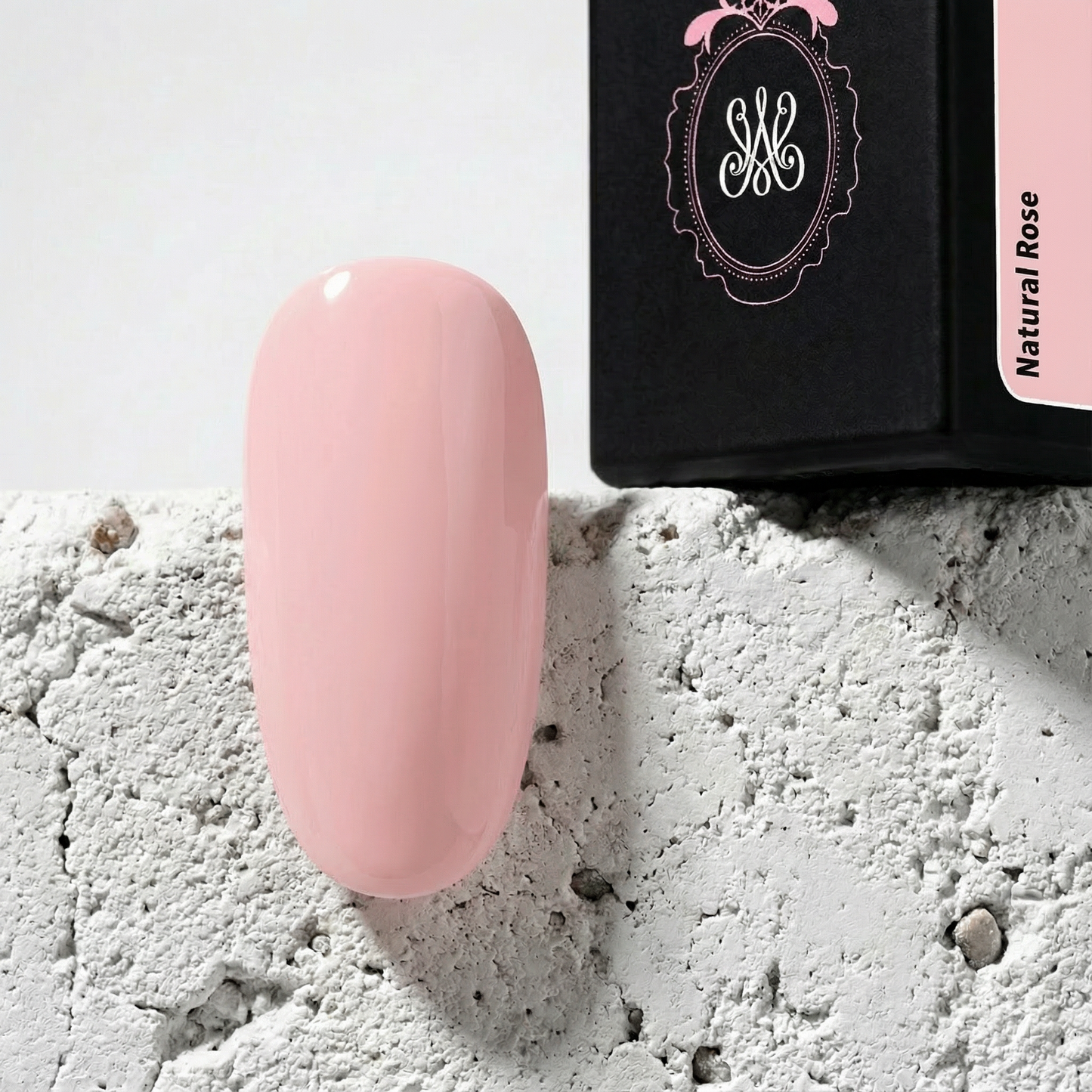 Studio Amelie Soak Off Nude Gel Natural Rose – Romantisches Altrosa-Nude, ideal für einen gepflegten Naturnagel-Look.