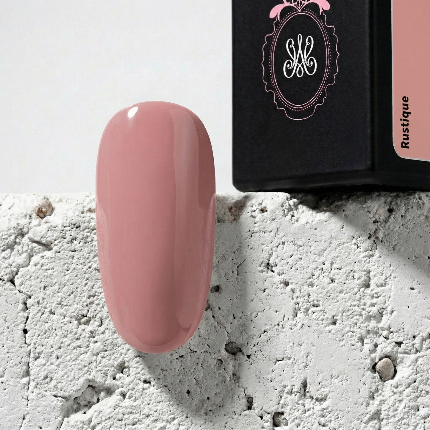 Studio Amelie Soak Off Nude Gel Rustique – Ein erdiger, warmer Nude-Ton mit rustikalem Charakter, ideal für einen natürlichen und bodenständigen Look.