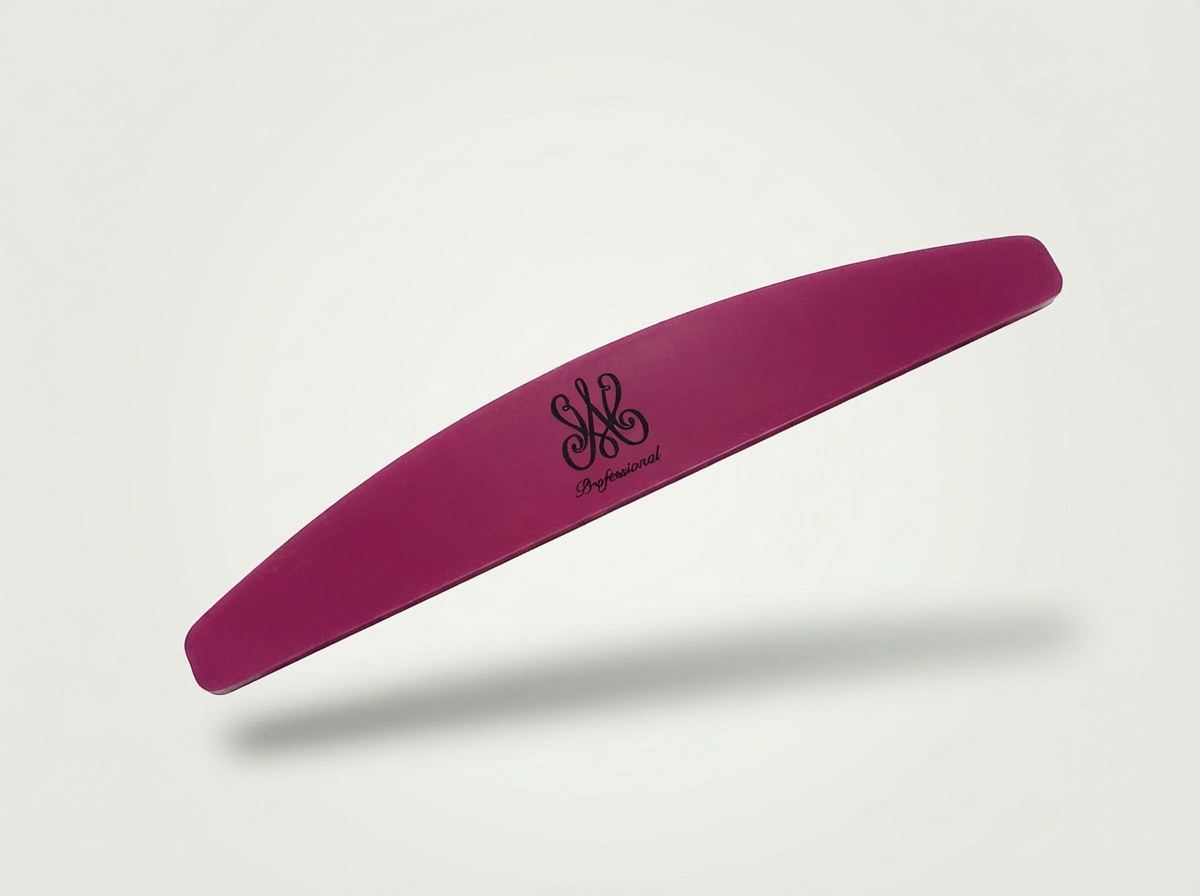 Studio Amelie Wechselfeilenboard aus Plastik in Magenta – ergonomische Trägerplatte für hygienische Wechselfeilen, abwaschbar und professionell.